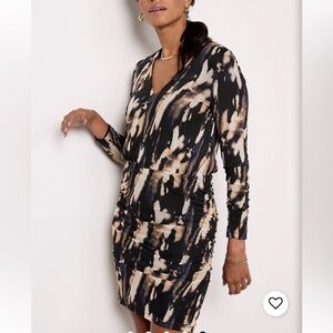 Evereve Black and Cream Dress